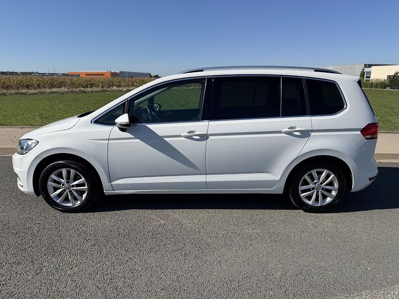 Volkswagen Touran 2.0 TDI HIGHLINE TAŽNÉ ROZVODY - fotka 2 z 41