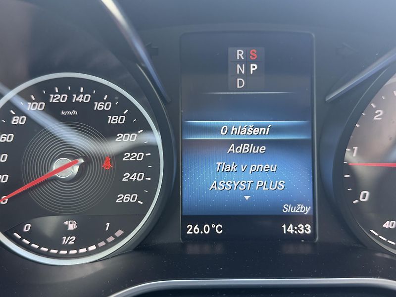 Mercedes-Benz Třídy V (2022) Marco Polo - kuchyň, Plná v.  - fotka 23 z 28