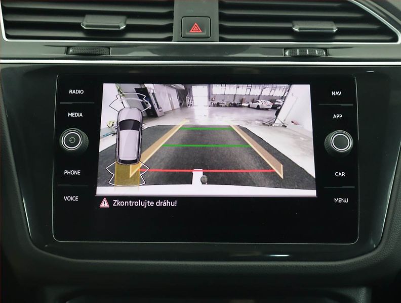 Volkswagen Tiguan (2023) R-Line 2.0 TDI - fotka 15 z 17