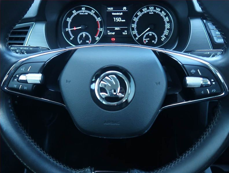 Škoda Fabia (2021) Style 1.0 TSI, ČR,1.maj - fotka 16 z 17