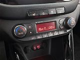Kia Ceed (2017) 1.6 GDI, Serv.kniha, Navi - náhled 17