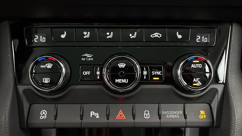 Škoda Karoq 2.0 TDI Style - fotka 13 z 29