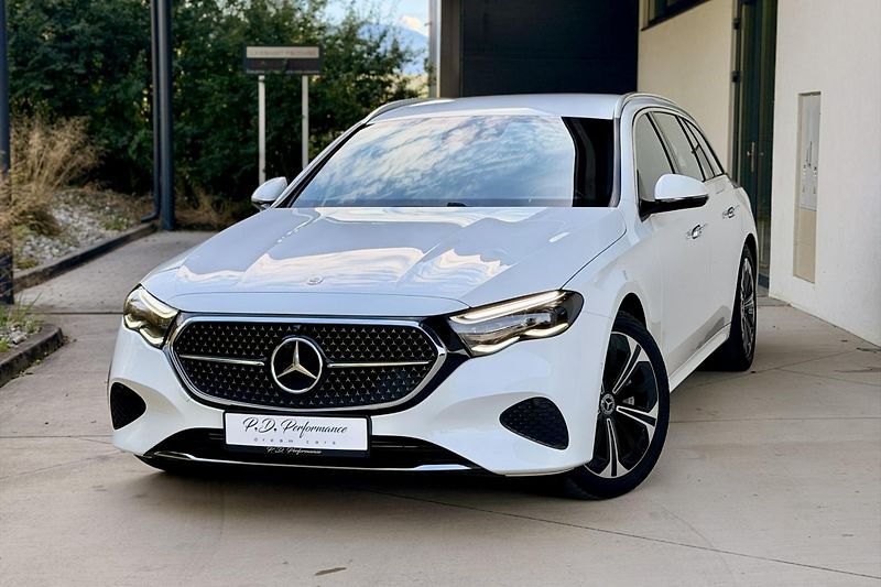 Mercedes-Benz Třídy E (2024) E 300de 4Matic  - fotka 2 z 68