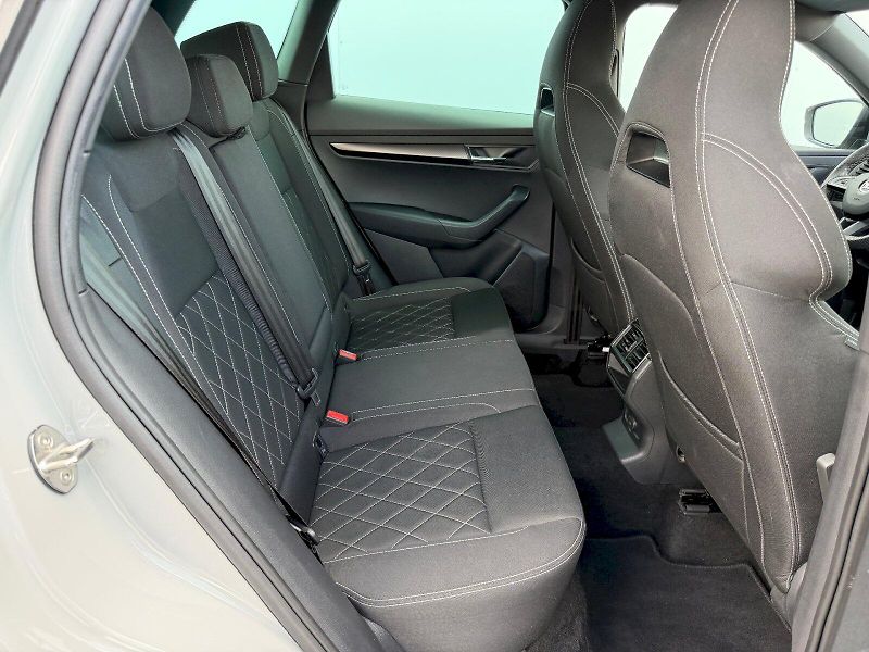 Škoda Karoq (2019) 1.5 TSI 110kW DSG SportLine - fotka 26 z 35