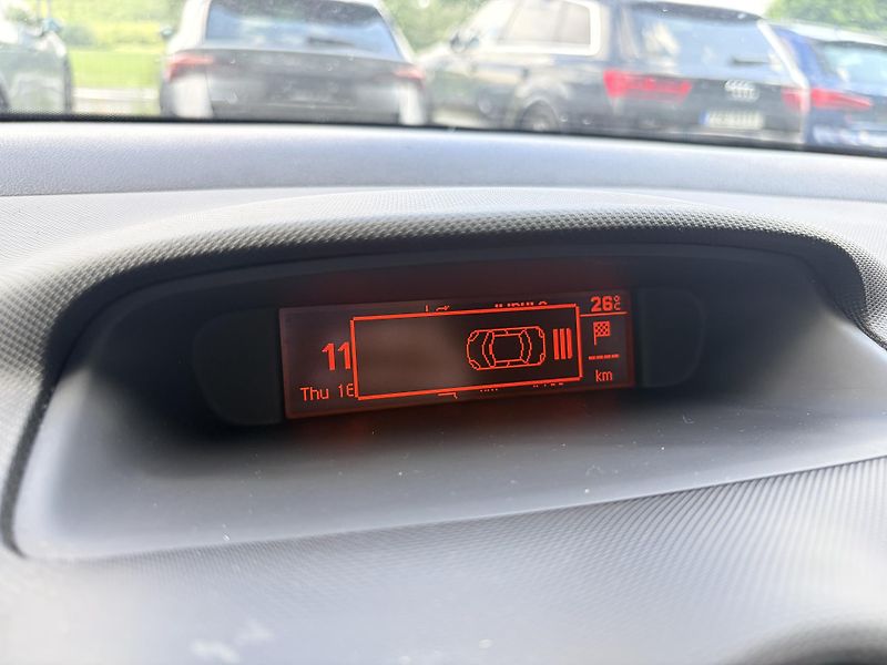 Peugeot 308 SW 1.6HDI TAŽNÉ - fotka 14 z 27