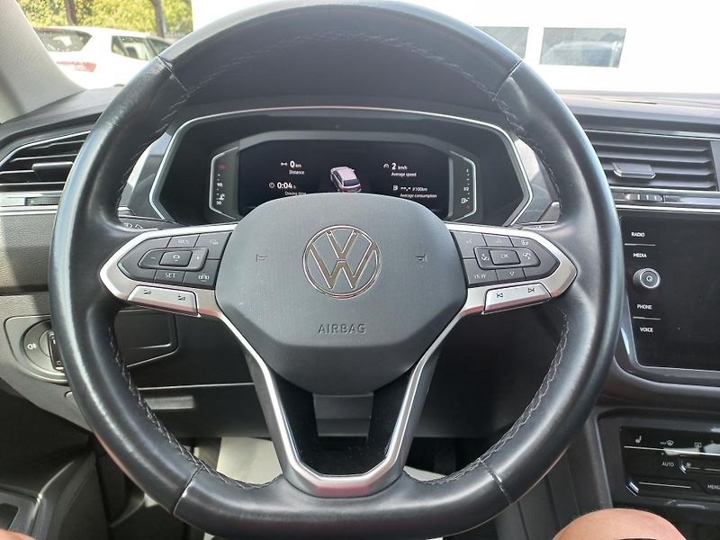 Volkswagen Tiguan (2023) 2.0TDi 110kW 4x4 DSG ČR DPH  - fotka 18 z 23