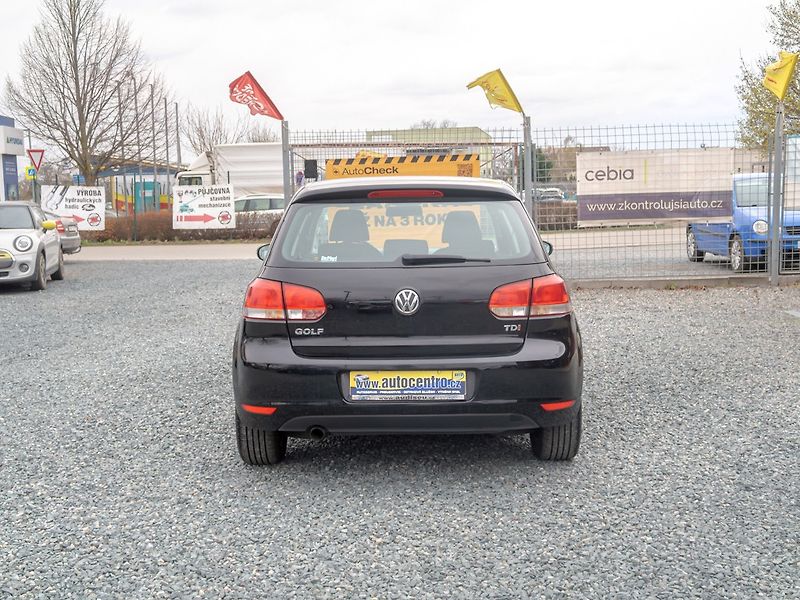 Volkswagen Golf (2012) 1.6TDI 77KW – SERVIS - fotka 6 z 46