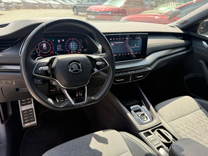 Škoda Octavia Sportline 2.0 TDI 110kw DSG Co - fotka 10 z 26