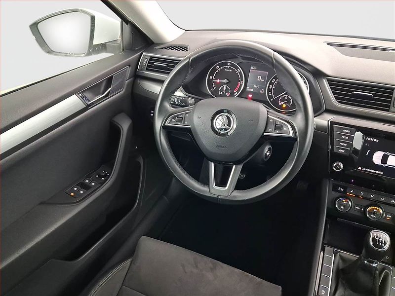 Škoda Superb (2016) Style 2.0 TDI, Serv.kniha - fotka 7 z 21