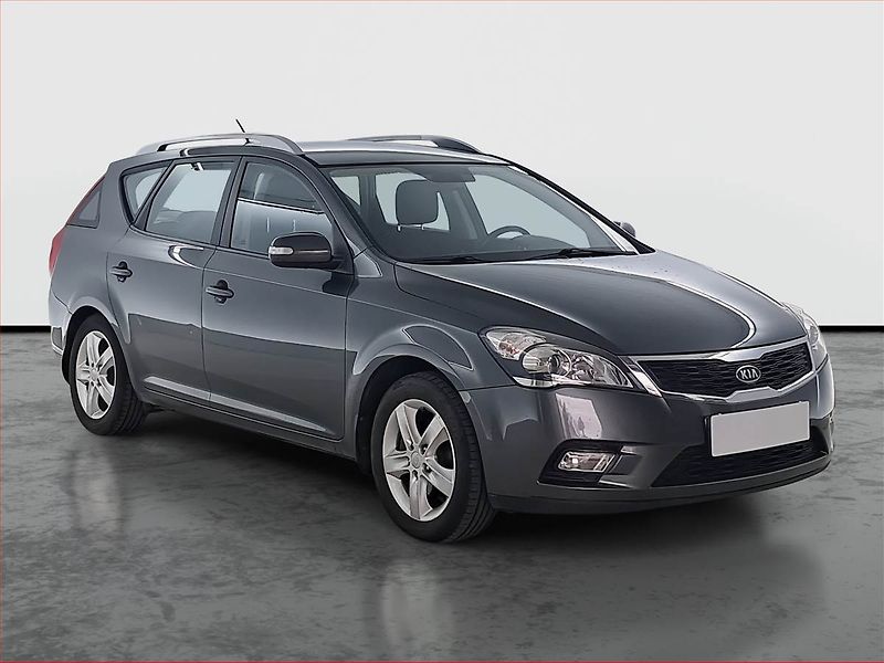 Kia Ceed (2010) 1.6 CRDi, po STK, Tažné - fotografie inzerátu