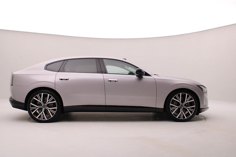 Volvo ES90 (2026) PURE ELECTRIC ULTRA - fotka 13 z 79