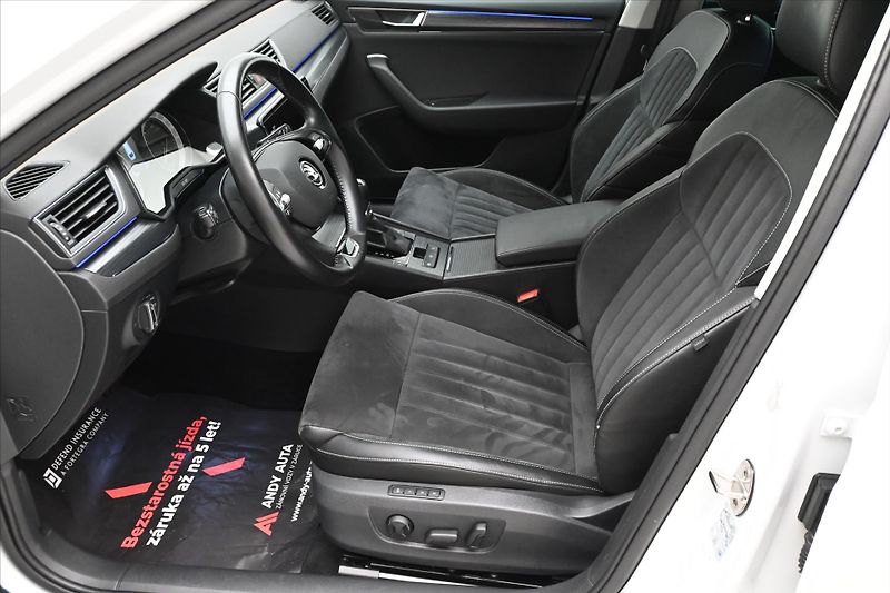 Škoda Superb 2,0 TDI 147 kW DSG 4x4 Style Z - fotka 13 z 30