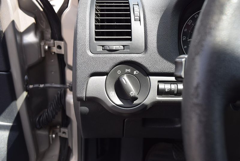 Škoda Octavia (2007) 1.6MPI 75kw CLASSIC KLIMA  - fotka 27 z 38
