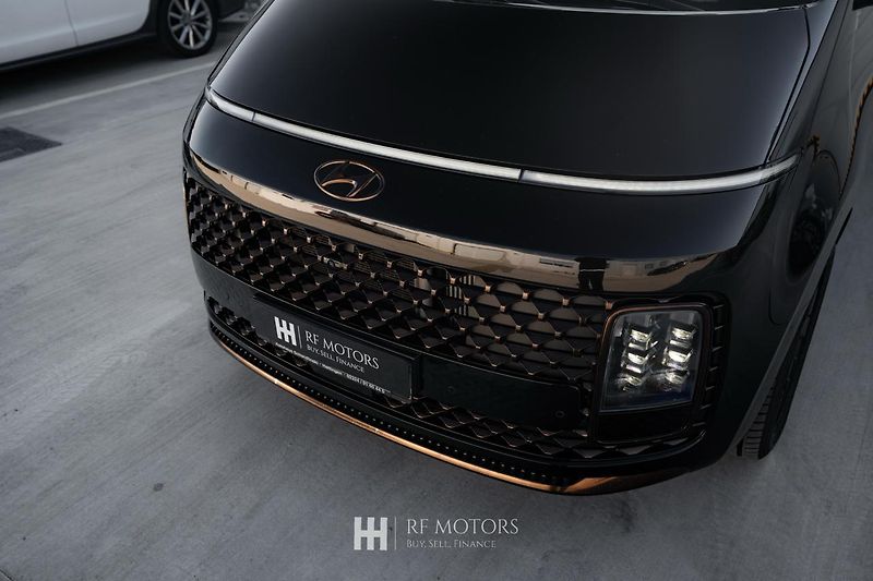 Hyundai Staria (2023) 2.2 CRDi Luxury 4x4 130kW - fotka 10 z 54