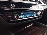 BMW Řada 5 (2023) 530d xDrive - náhled 20
