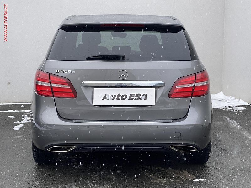Mercedes-Benz Třídy B (2017) 2.2 CDi B200, ČR, AT, LED - fotka 5 z 17
