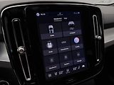 Volvo XC40 B4 DARK ULTRA REZERVACE - náhled 36