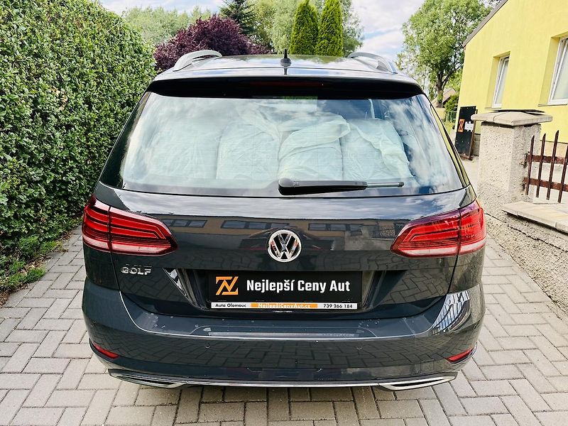 Volkswagen Golf Variant (2020) 2,0TDi 110kW HIGHLINE DSG ČR - fotka 15 z 15