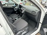 Volkswagen Tiguan Allspace Life 2.0 TDI 110 kW - náhled 19