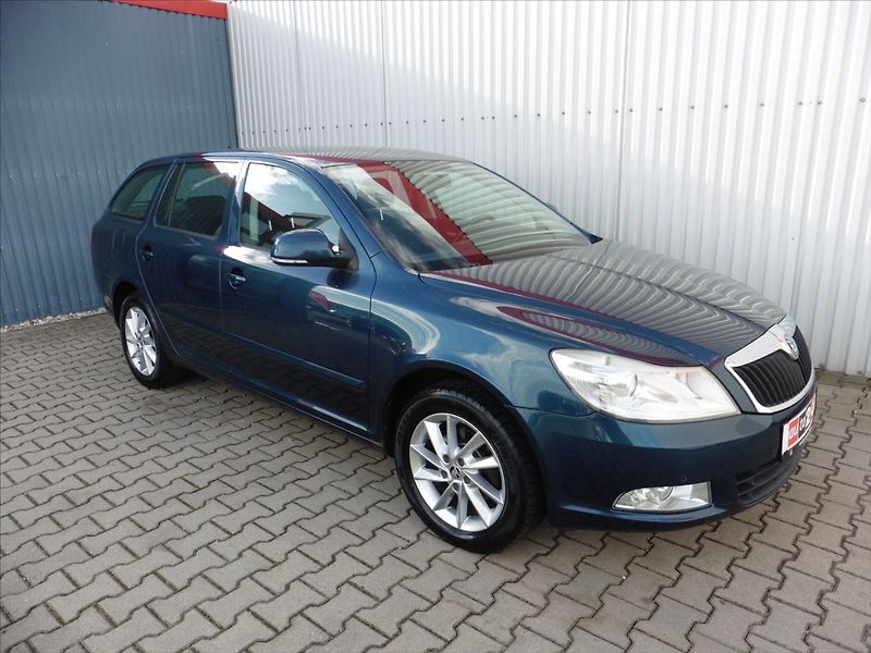 Škoda Octavia II Combi 1.4 TSi Elegance - fotka 2 z 12