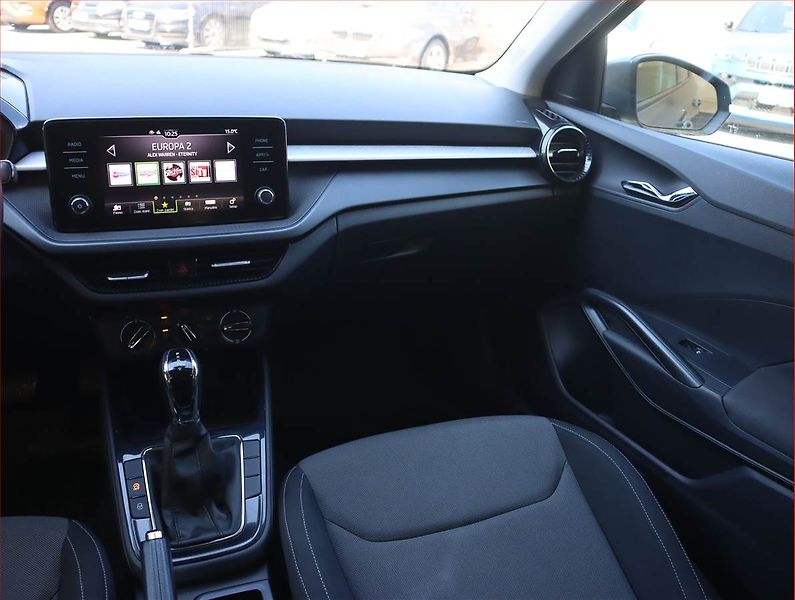 Škoda Fabia (2024) 1.0 TSI, Automat, Tempomat - fotka 8 z 23