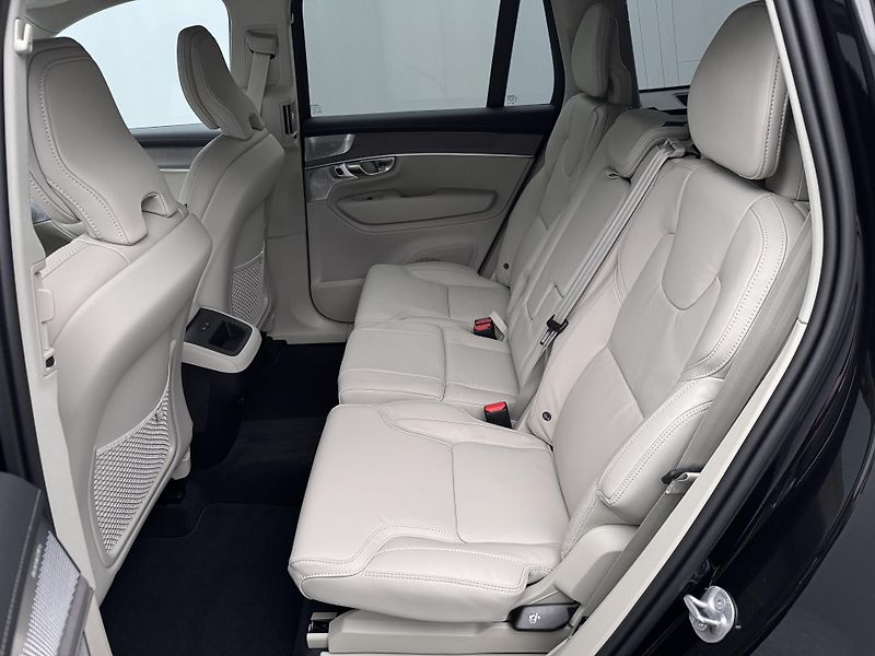 Volvo XC90 (2026) B5 AWD AUT DARK PLUS 7míst - fotka 7 z 26