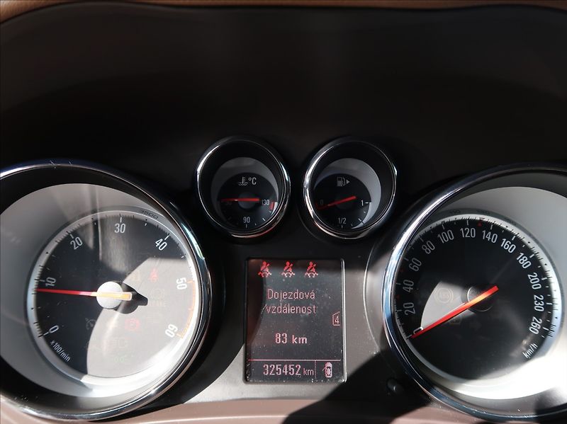 Opel Zafira 2,0 TDCi,96kW,NovéČR,tempomat - fotka 11 z 23