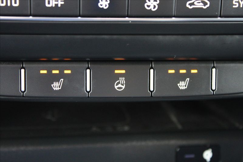 Kia XCeed 1,4 T-GDI  ČR,1MAJ,AUTOMAT,TOP - fotka 17 z 37