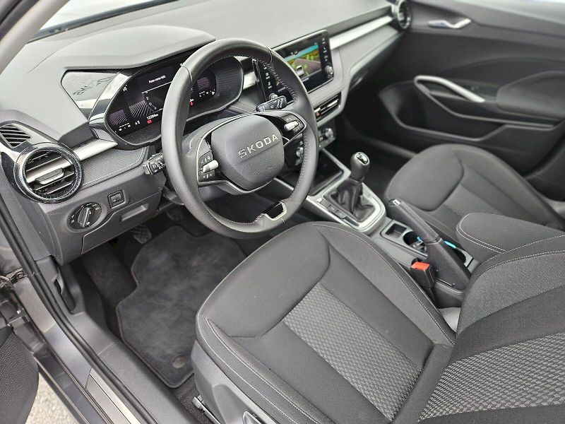 Škoda Fabia (2025) SELECTION TSI 70/1.0 M5F - fotka 10 z 27
