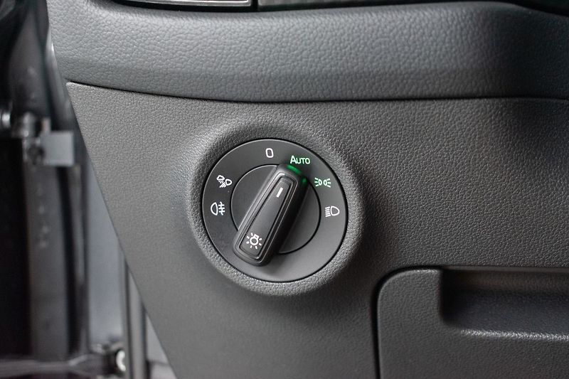 Škoda Kodiaq RS 2.0 TSI 180kW 4x4*DPH*ČR 1M - fotka 18 z 52