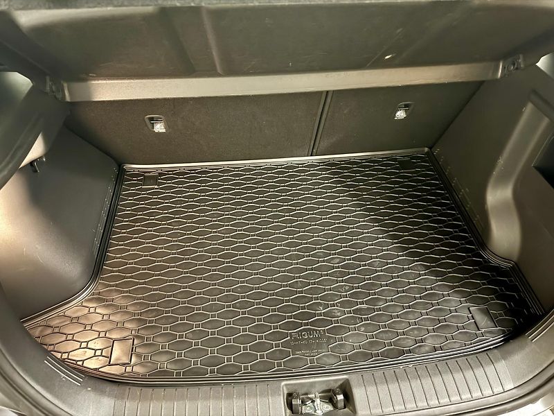 Hyundai Kona (2020) EV ELEKTRIC 100Kw 1 MAJITEL KA - fotka 21 z 53
