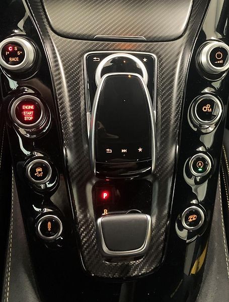 Mercedes-Benz AMG GT R-430kW-CARBON-KERAMIC-CZ - fotka 18 z 31