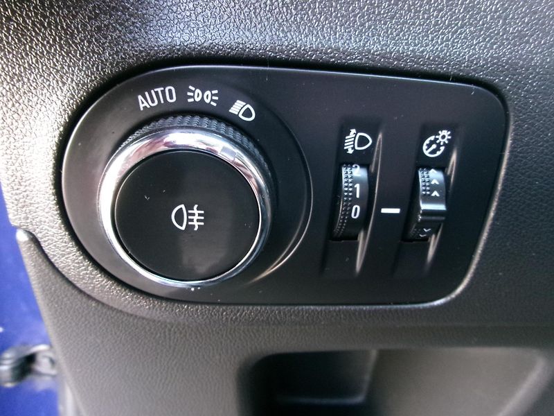 Opel Crossland X (2018) 1,2 PT DOHC KLIMA - fotka 22 z 31