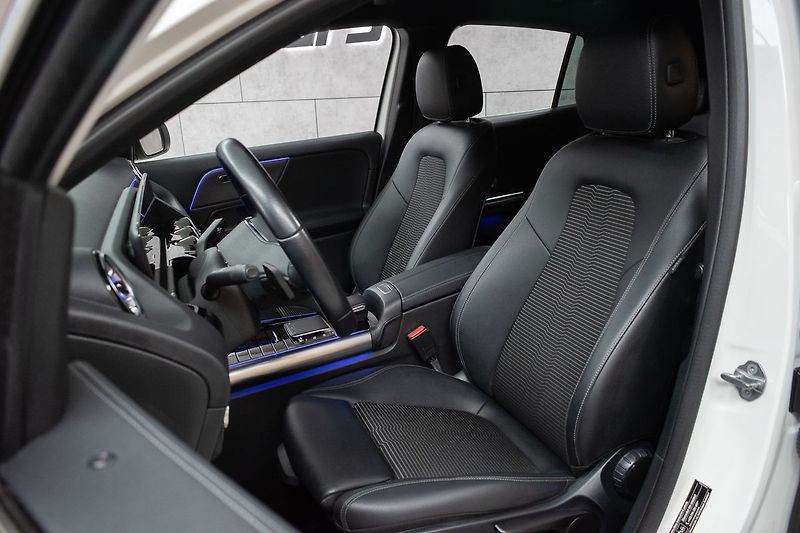 Mercedes-Benz GLA 200d 4MATIC*KEYLESS*ČR 1.MAJ* - fotka 10 z 46