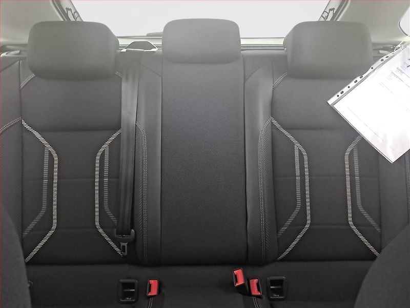 Volkswagen Taigo (2022) Style 1.0 TSI - fotka 10 z 17