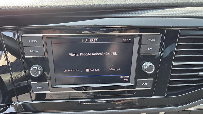 Volkswagen Multivan T6.1. 2.0 TDi LONG comfortline - fotka 23 z 27