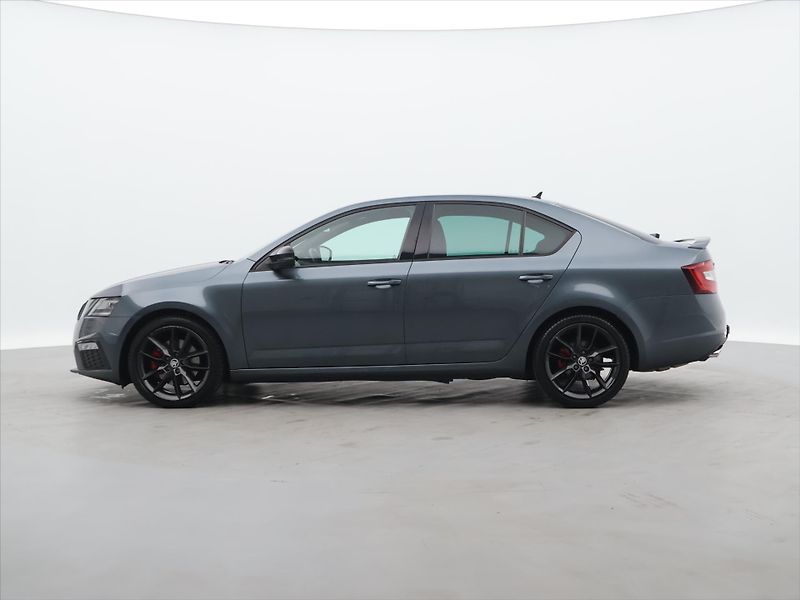 Škoda Octavia 2,0 TDI 135kW RS DSG 1.Maj. - fotka 4 z 34