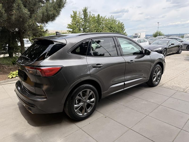 Ford Kuga (2023) 2.5i,HEV, ST-LINE, 4X4,ZÁRUKA - fotka 39 z 39