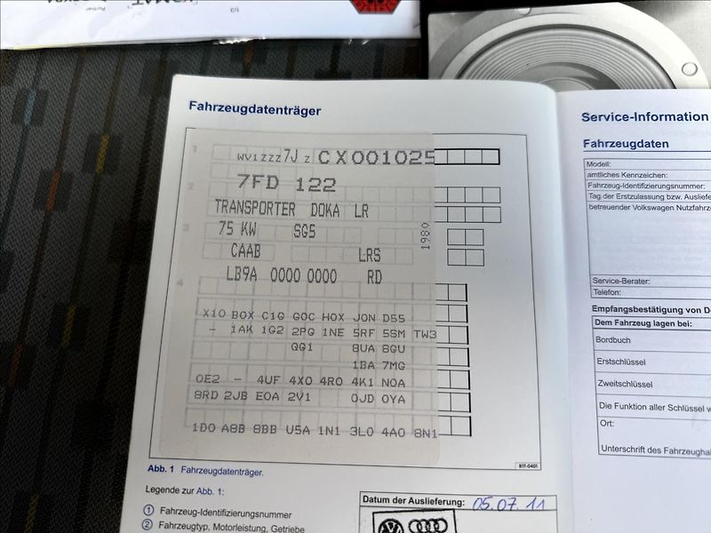 Volkswagen Transporter 2,0 TDi  6 Míst - fotka 21 z 24