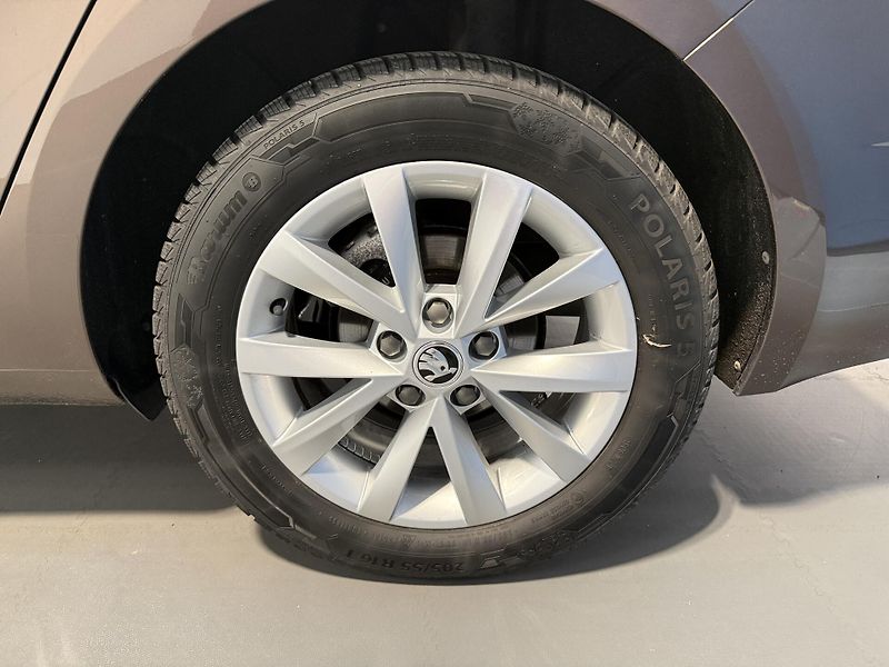 Škoda Octavia 1.5 TSI 110kW Style Combi DSG - fotka 12 z 12