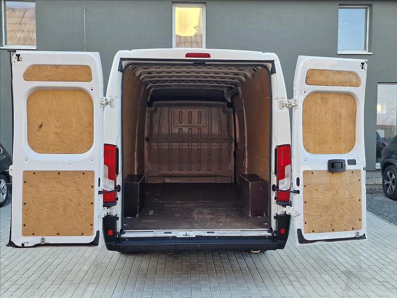 Peugeot Boxer 2.2HDI 103kW L4H2,ČR,1.Maj. - fotka 36 z 48