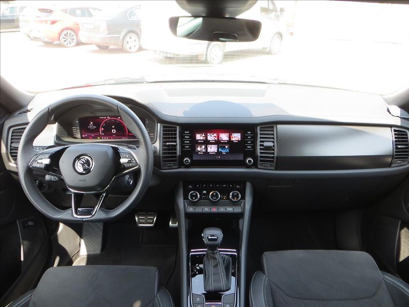 Škoda Kodiaq 2,0 TDI Sportline DSG Matrix - fotka 34 z 34