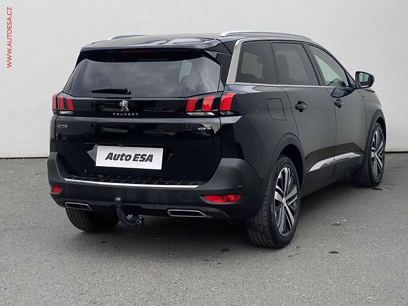 Peugeot 5008 (2018) 2.0 HDi, GT, AT, LED, panor - fotka 4 z 19