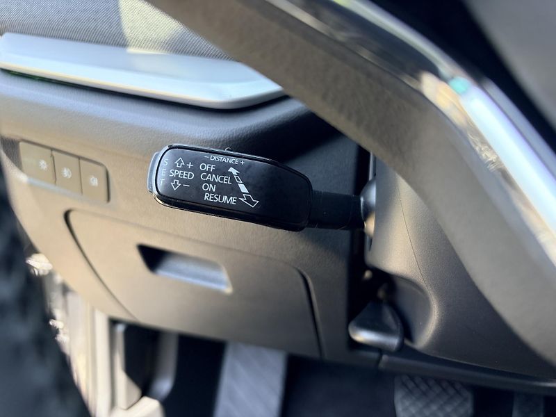 Škoda Octavia 2.0TDI STYLE VIRTUAL REZERVACE - fotka 18 z 53