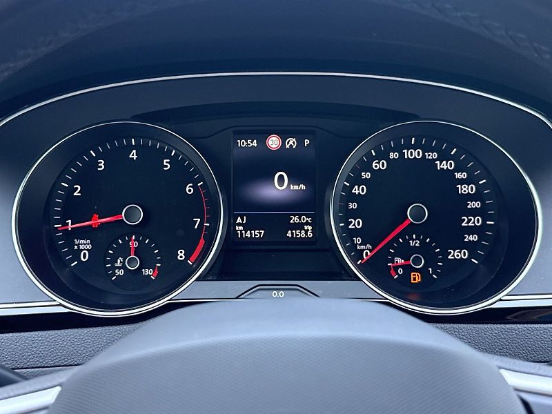 Volkswagen Passat (2021) Variant 1.5 TSI DSG Elegance - fotka 6 z 30