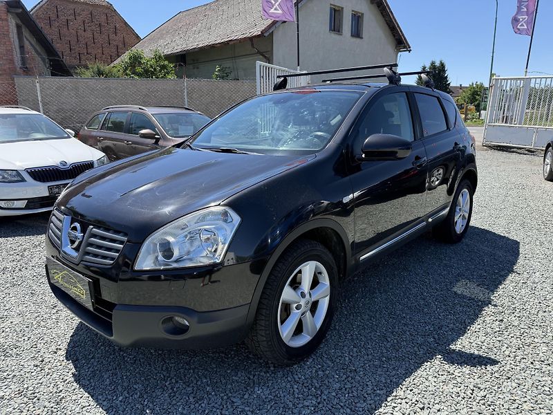 Nissan Qashqai 2.0 DCI 4x4 - fotka 3 z 13