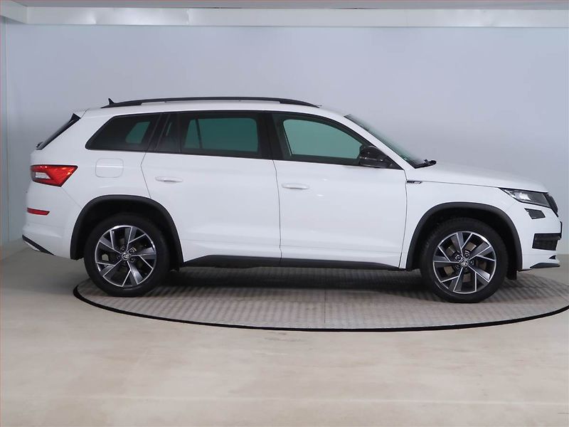 Škoda Kodiaq (2019) Sportline 2.0 TDI 4x4 - fotka 6 z 31
