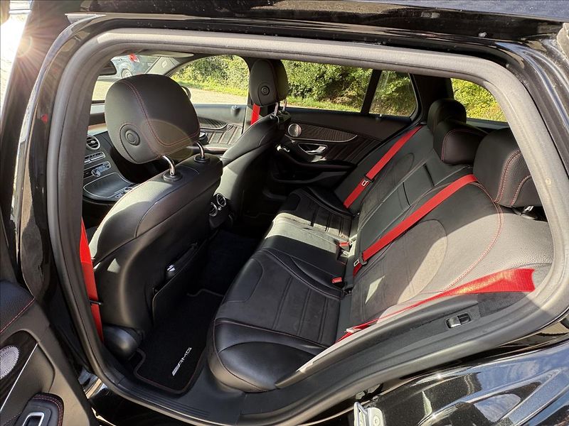 Mercedes-Benz Třídy C 3,0 43AMG 270kW 4M,Bohatá výba - fotka 38 z 50