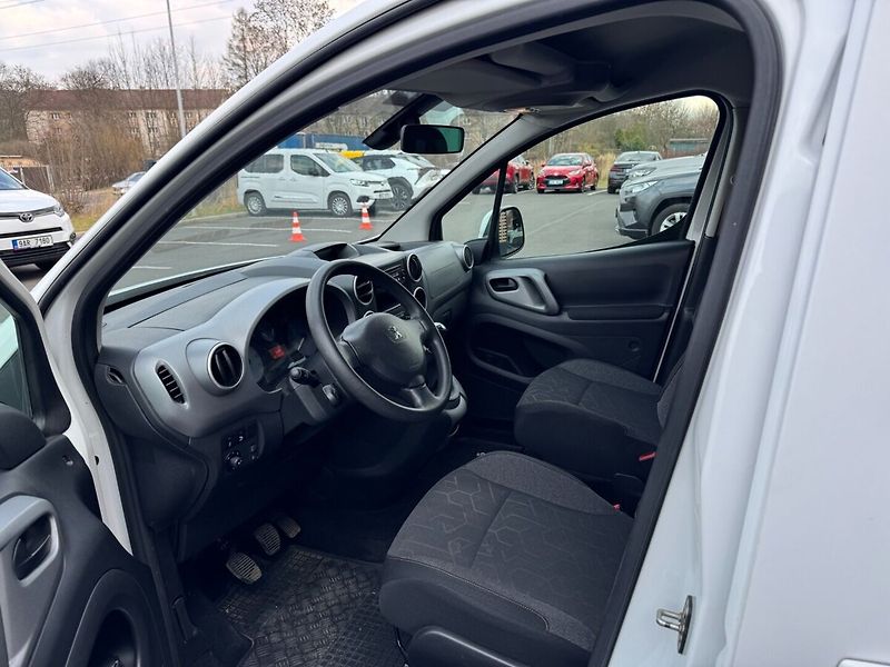 Peugeot Partner Teepee Active - fotka 8 z 16