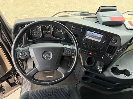 Mercedes-Benz Actros (2018) Autoškola EURO 6 - fotka 13 z 21